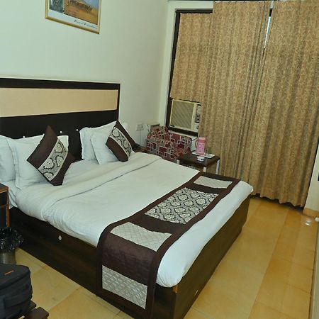 Goyal Plaza Hotel 5 Mint. Waling Distance From Pushkar Lake Екстериор снимка