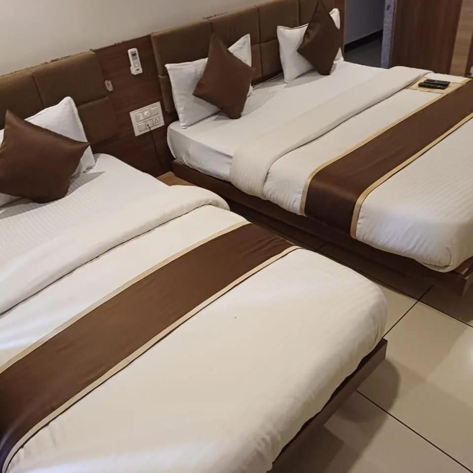 Goyal Plaza Hotel 5 Mint. Waling Distance From Pushkar Lake Екстериор снимка