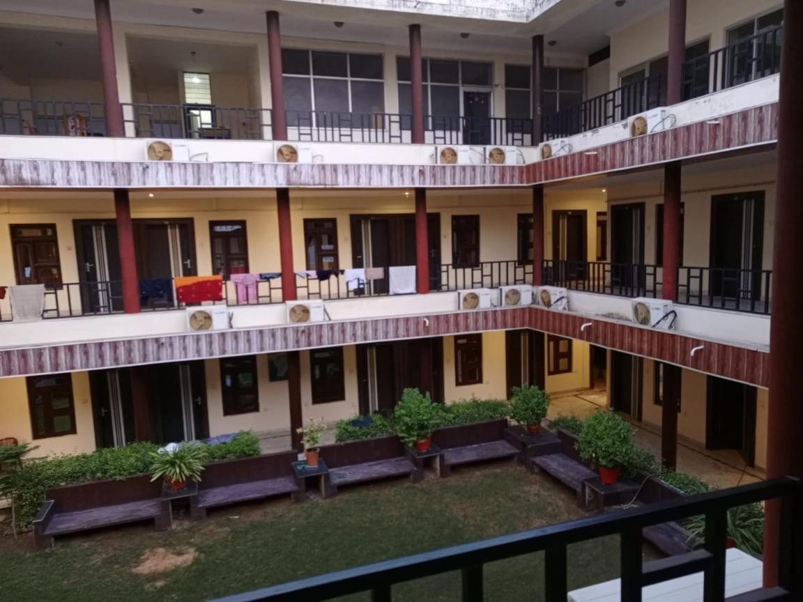 Goyal Plaza Hotel 5 Mint. Waling Distance From Pushkar Lake Екстериор снимка
